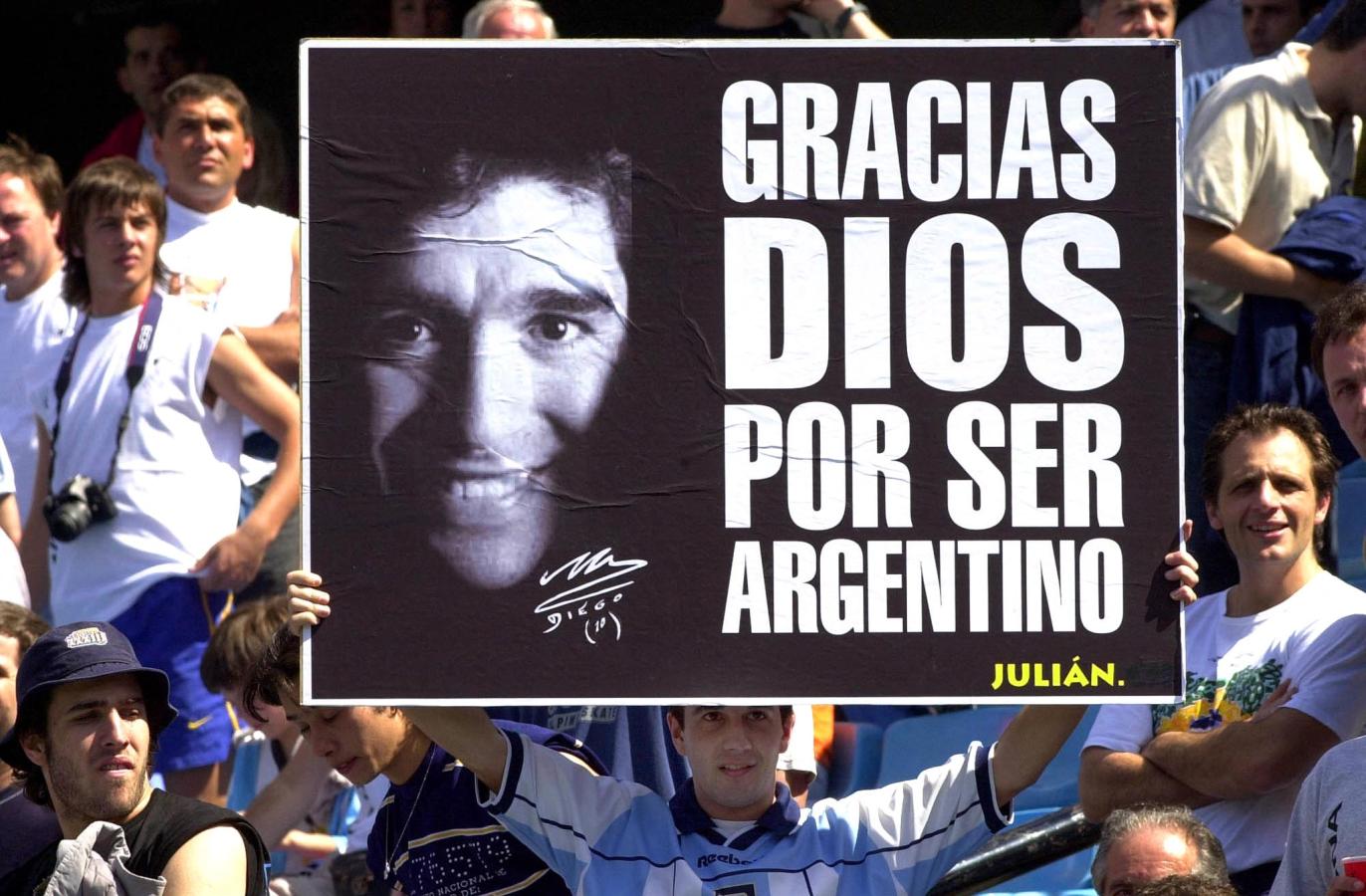 Imagen El idilio de Maradona con la gente (AFP)