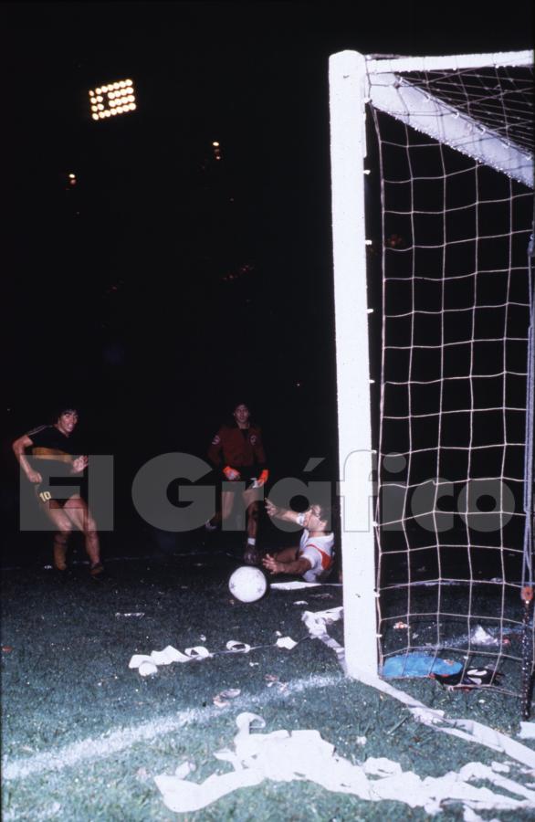 Metro 1981: Boca 3 - River 0. El gol inmortal a Fillol en La Bombonera