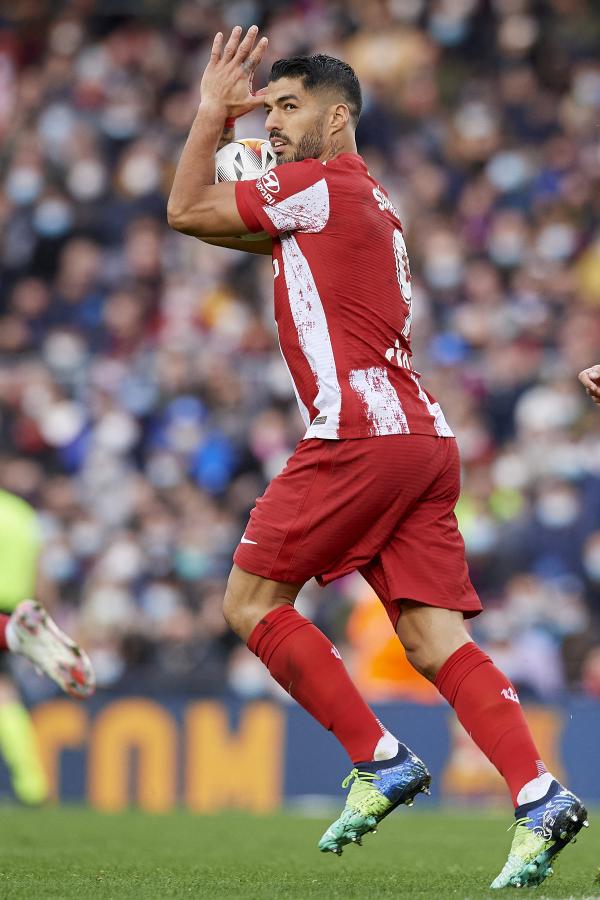 Imagen Luis Suárez, gol y pedido de disculpas al Camp Nou (Jose Breton / NurPhoto / NurPhoto via AFP)