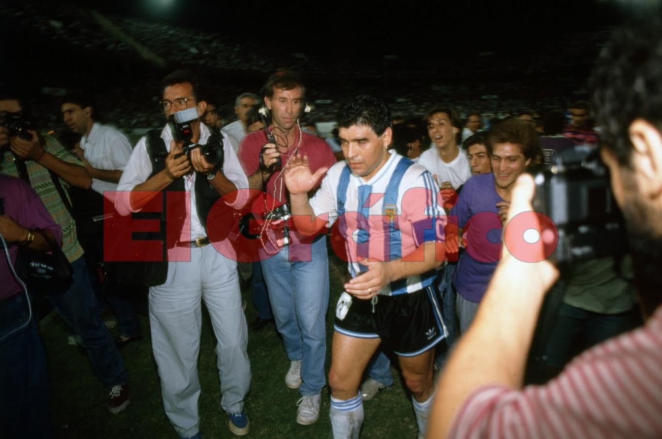 Maradona, la gran atracción del clásico entre Argentina y Brasil