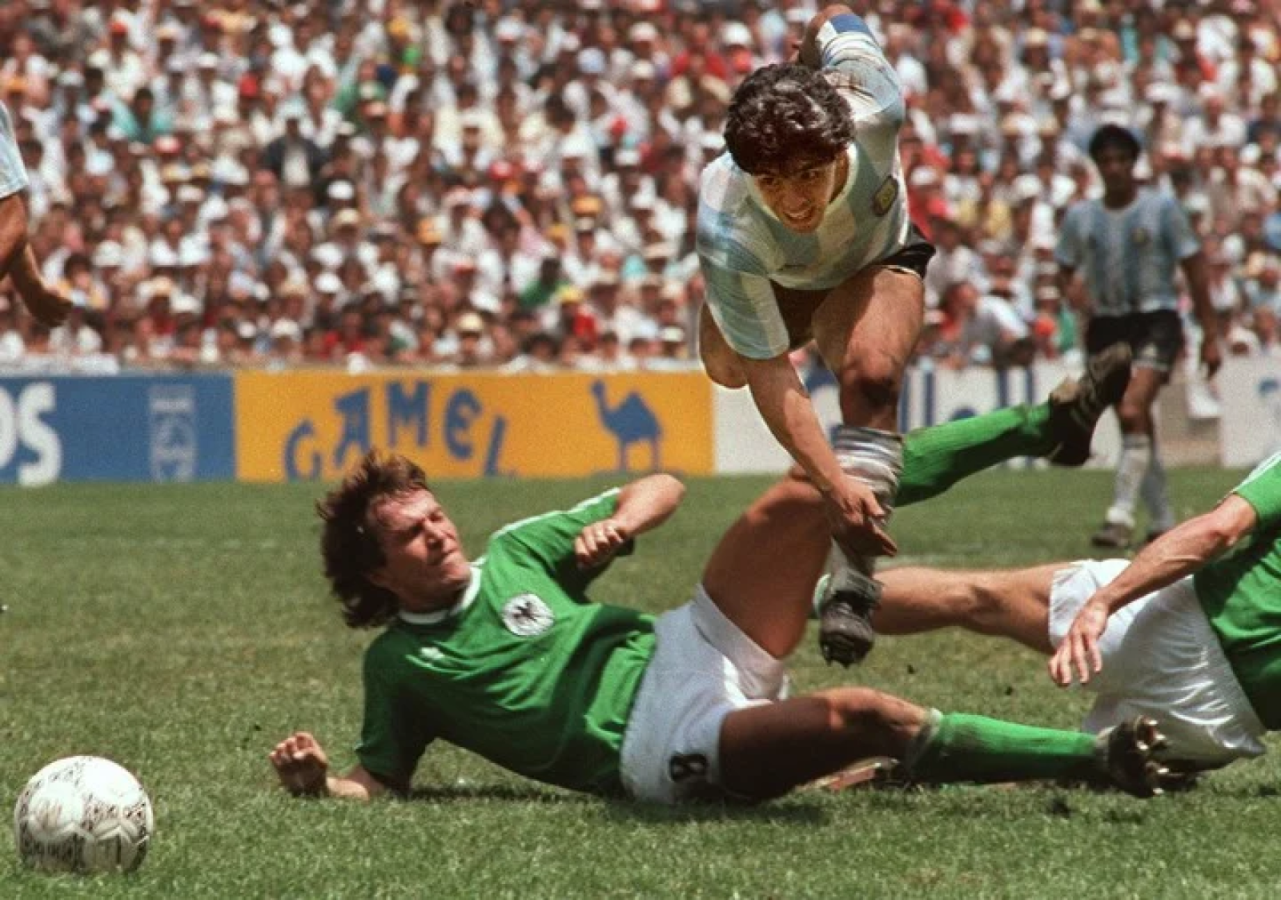 Imagen Maradona y Matthäus en la final de México 86'.