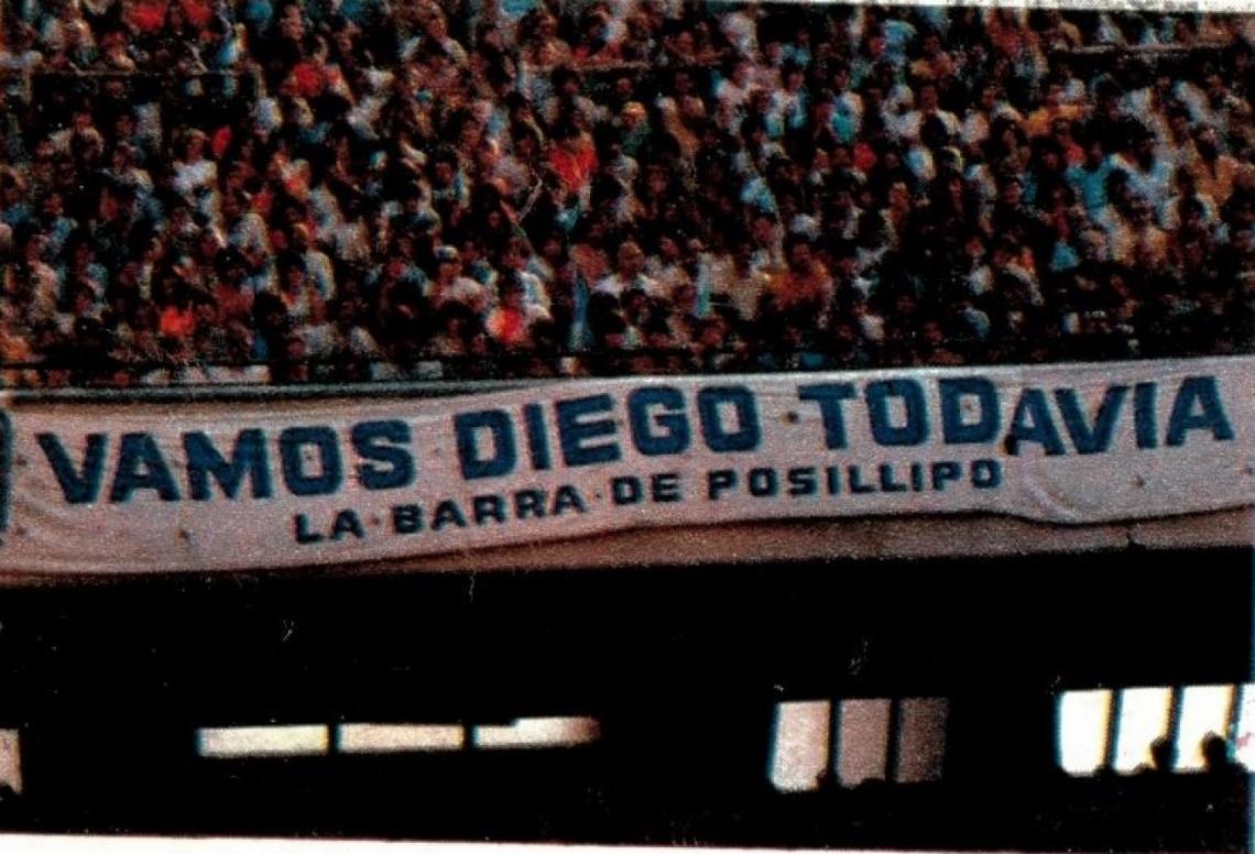 Imagen El muy argentino ¡Vamos, Diego, todavía! que apareció en el estadio San Paolo.