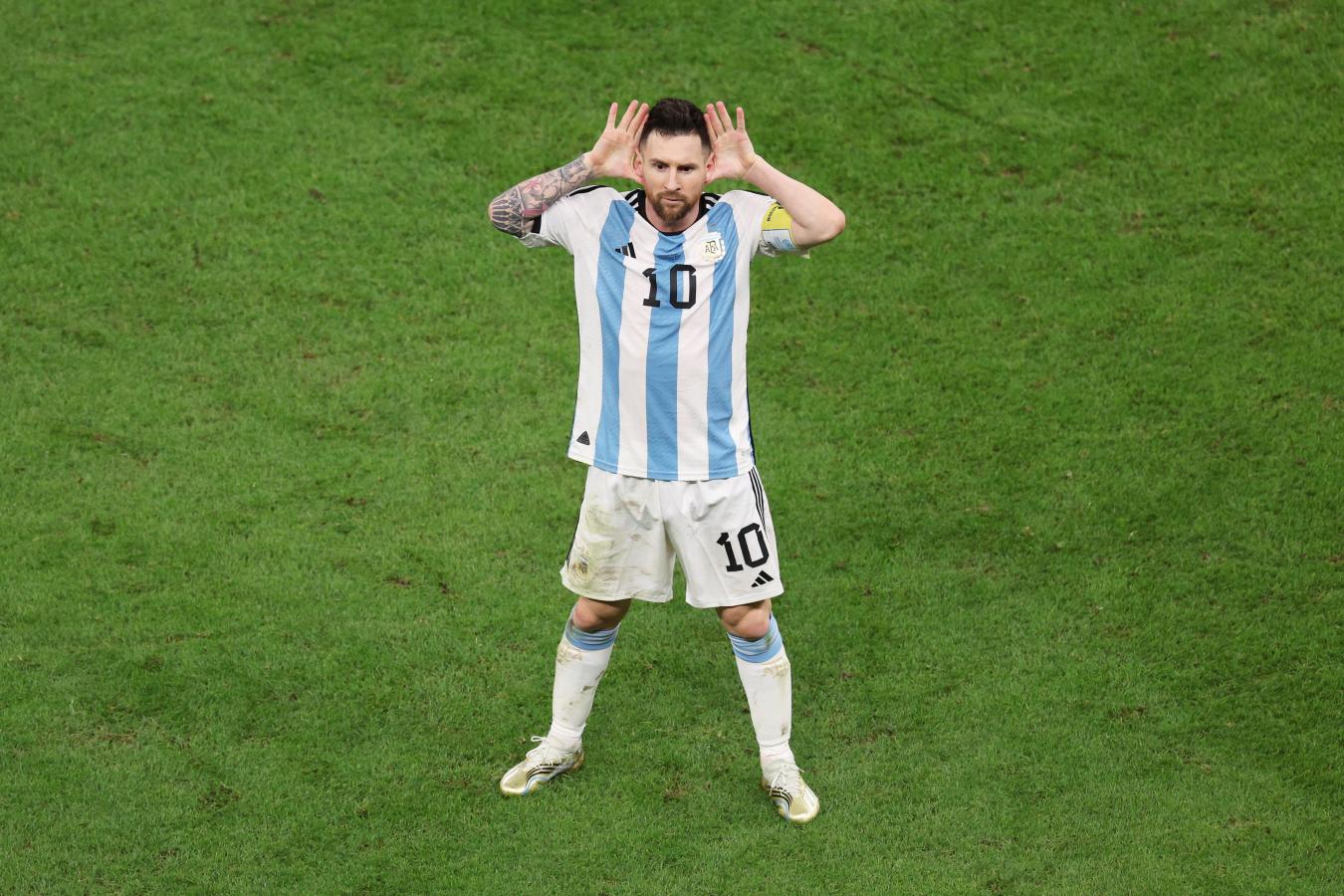 Imagen Messi y un Topo Gigio que quedará en el recuerdo futbolero por siempre.