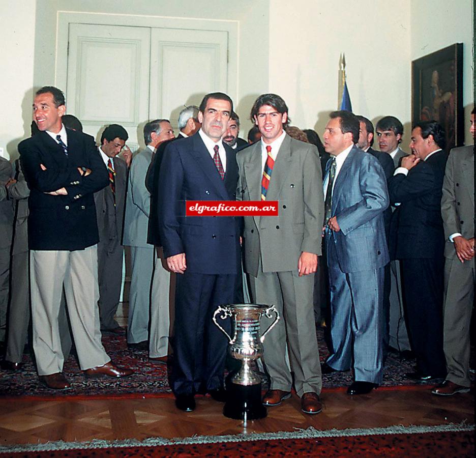 Imagen En el Palacio de la Moneda, con el ex presidente de Chile, Eduardo Frei.
