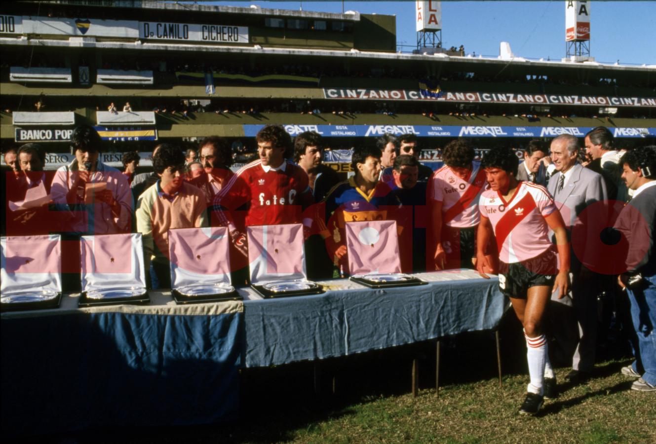 Imagen Los campeones del mundo y un homenaje desorganizado antes del Superclásico por la Copa Libertadores