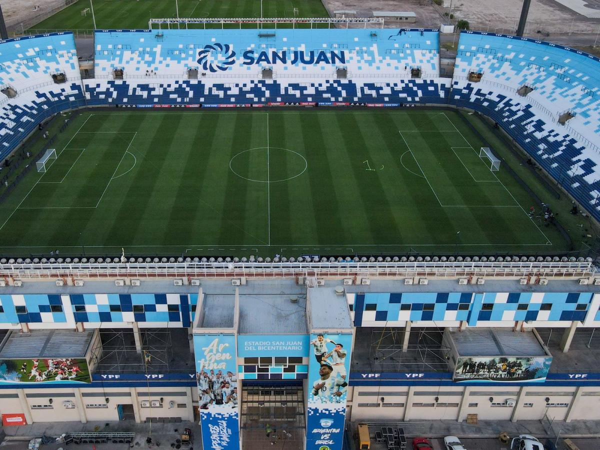 Imagen Argentina vuelve a jugar en el estadio Bicentenario de San Juan después de dos años (TWITTER @deportes_sj)
