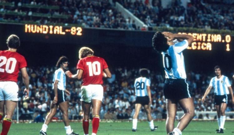 Imagen de Diego Maradona en el Mundial, la primera vez