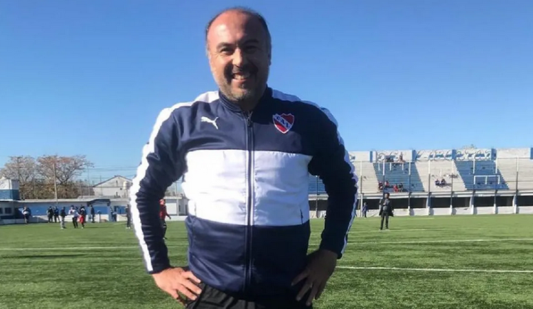 Imagen de Juan José Serrizuela asumió como entrenador interino en Independiente