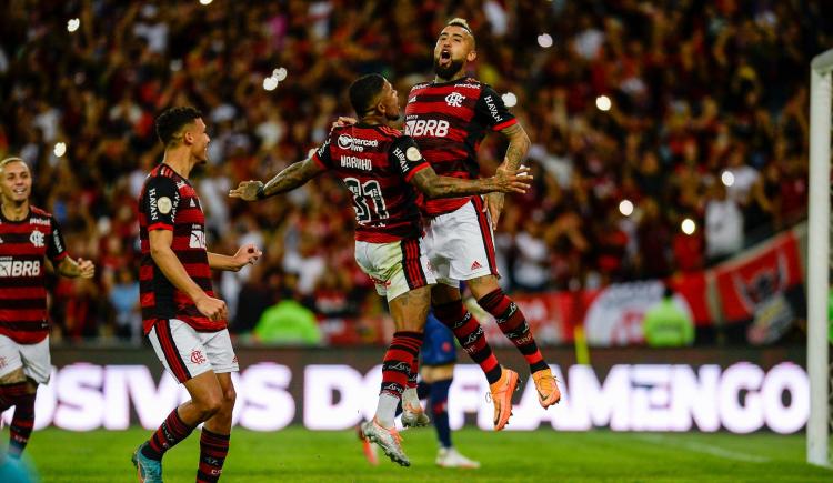Imagen de Arturo Vidal marcó su primer tanto en Flamengo