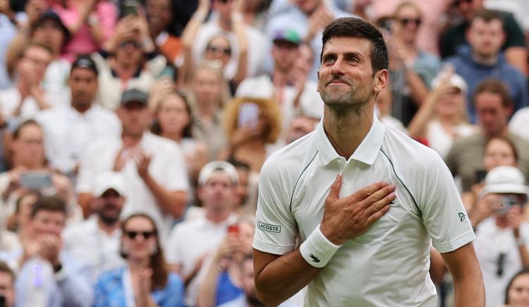 Imagen de Novak Djokovic desfiló y se metió en la tercera ronda de Wimbledon