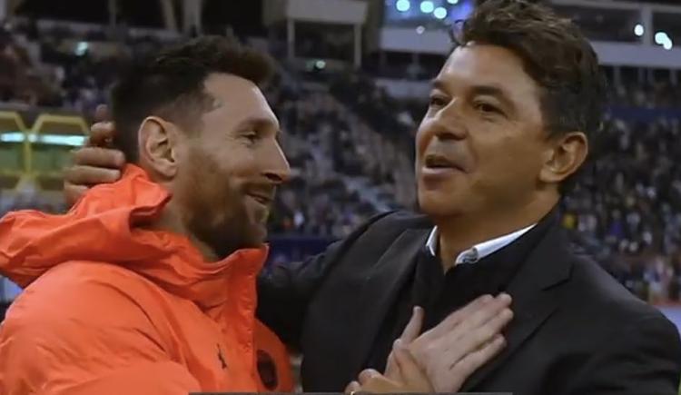 Imagen de El emotivo abrazo entre Messi y Gallardo
