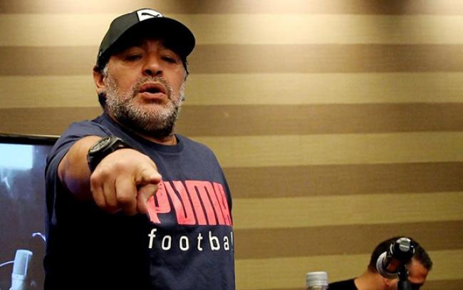 Imagen de Maradona: "Le ofrecí mi ayuda al Vasco y no la quiso"