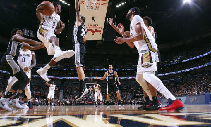 Imagen de Los Spurs cayeron en New Orleans