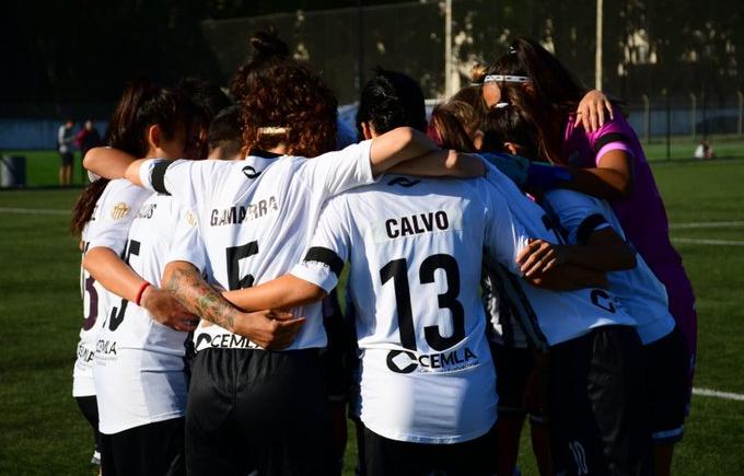 Imagen de Fútbol femenino: Estudiantes BA abrió la tercera fecha con una victoria