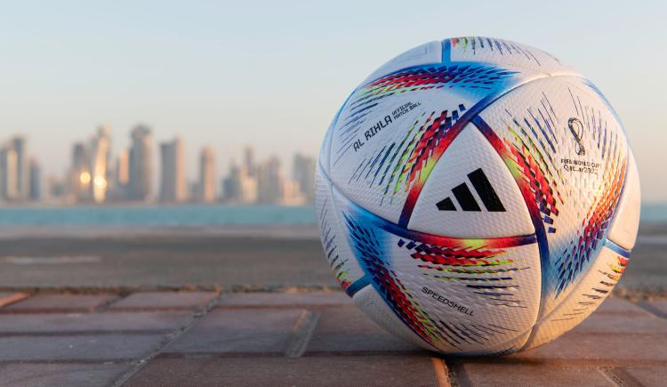 Imagen de La FIFA recibió un premio por la tecnología de la pelota del Mundial