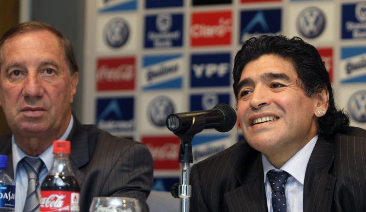Imagen de El último saludo de Maradona a Bilardo