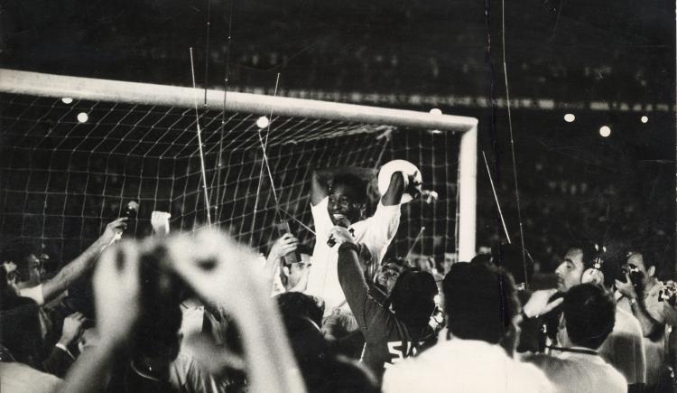 Imagen de El día del gol 1000 de Pelé