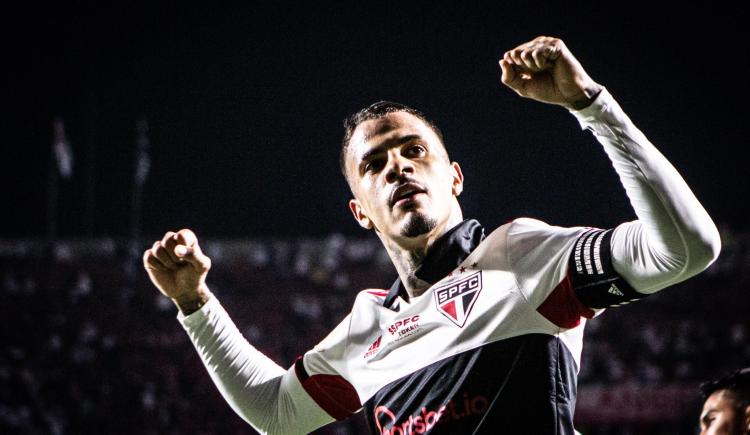 Imagen de São Paulo goleó a Avaí y se consolidó en zona de Sudamericana