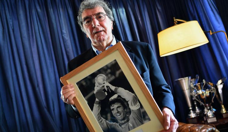 Imagen de Dino Zoff: "En un partido así, Maradona sería la estrella sobre todos y sobre todo"