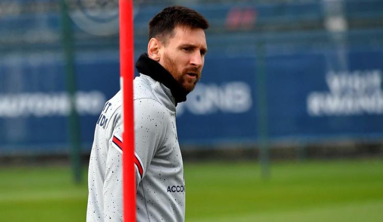 Imagen de Alerta Messi: no estará entre los convocados para el partido de mañana