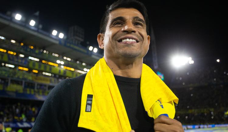Imagen de Hugo Ibarra, el entrenador que unió al plantel y sacó campeón a Boca